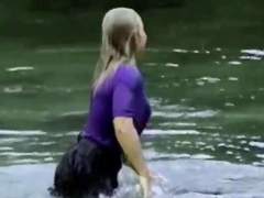 UPSKIRTS UNDERWATER