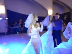 The bride's sexy dance